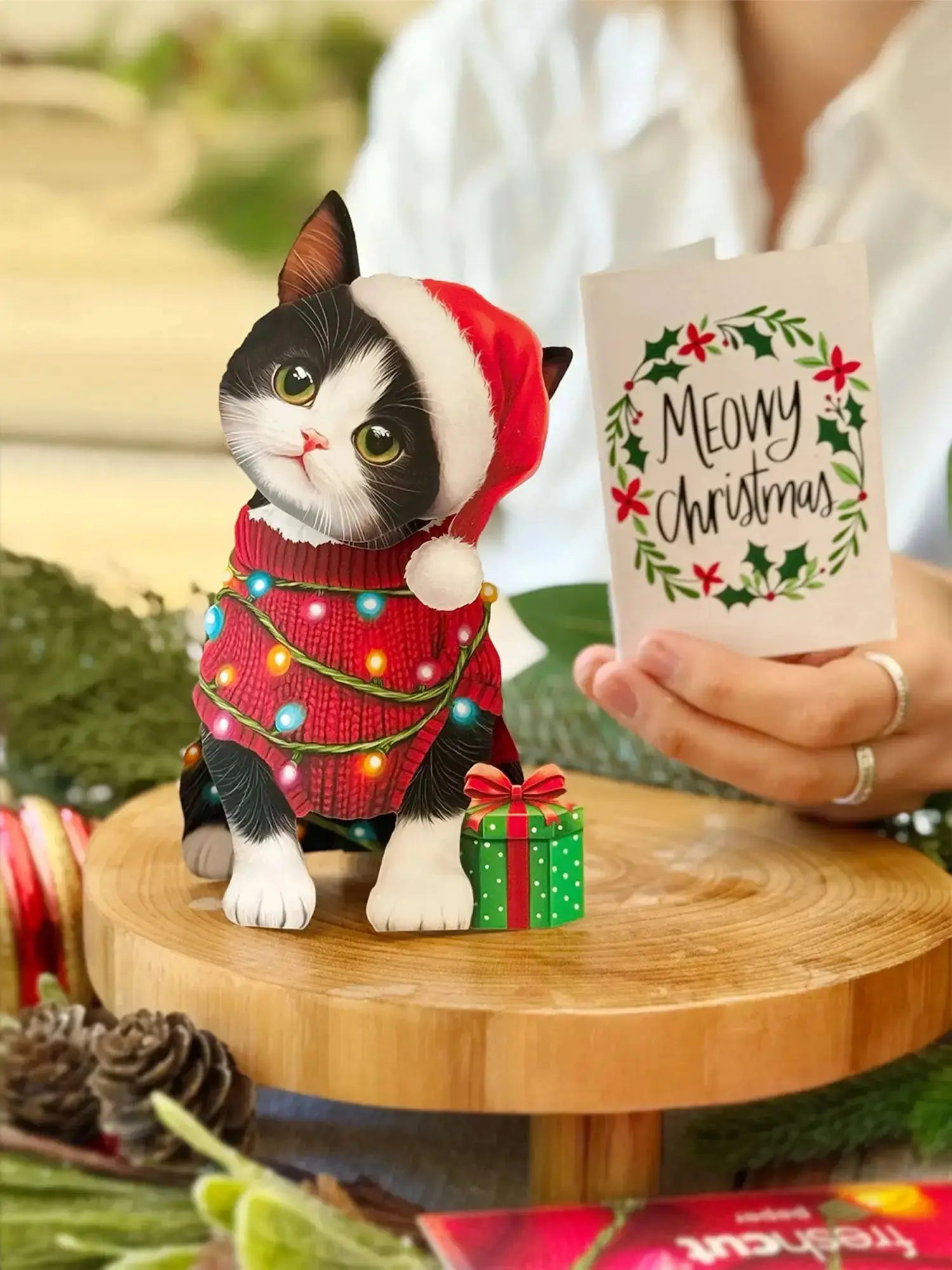Mini Christmas Kitten FreshCut Paper