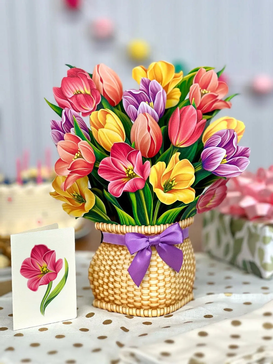 Festive Tulips Pop-Up Card, image size:1080x1440