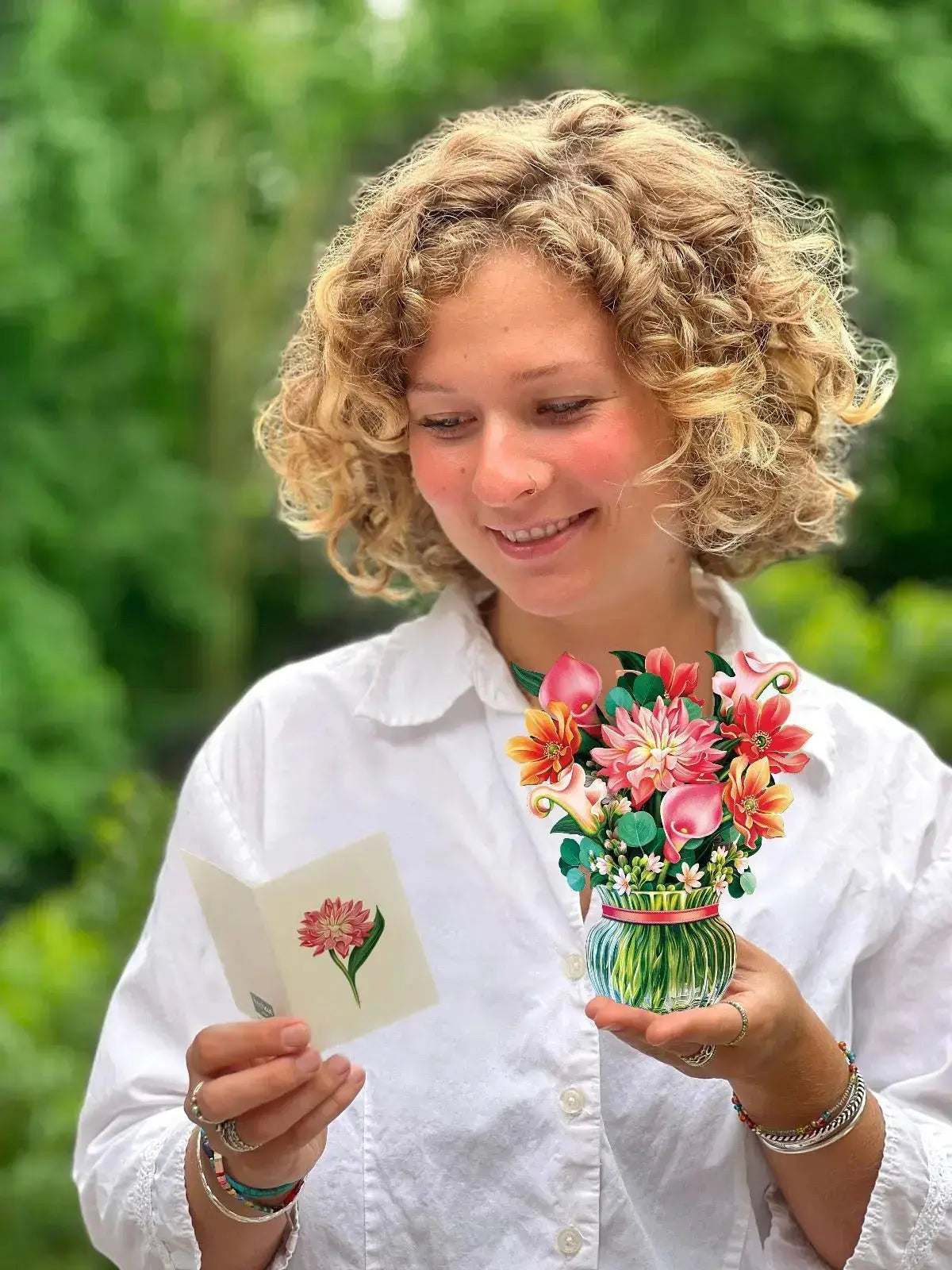 Mini Dear Dahlia - FreshCut Paper