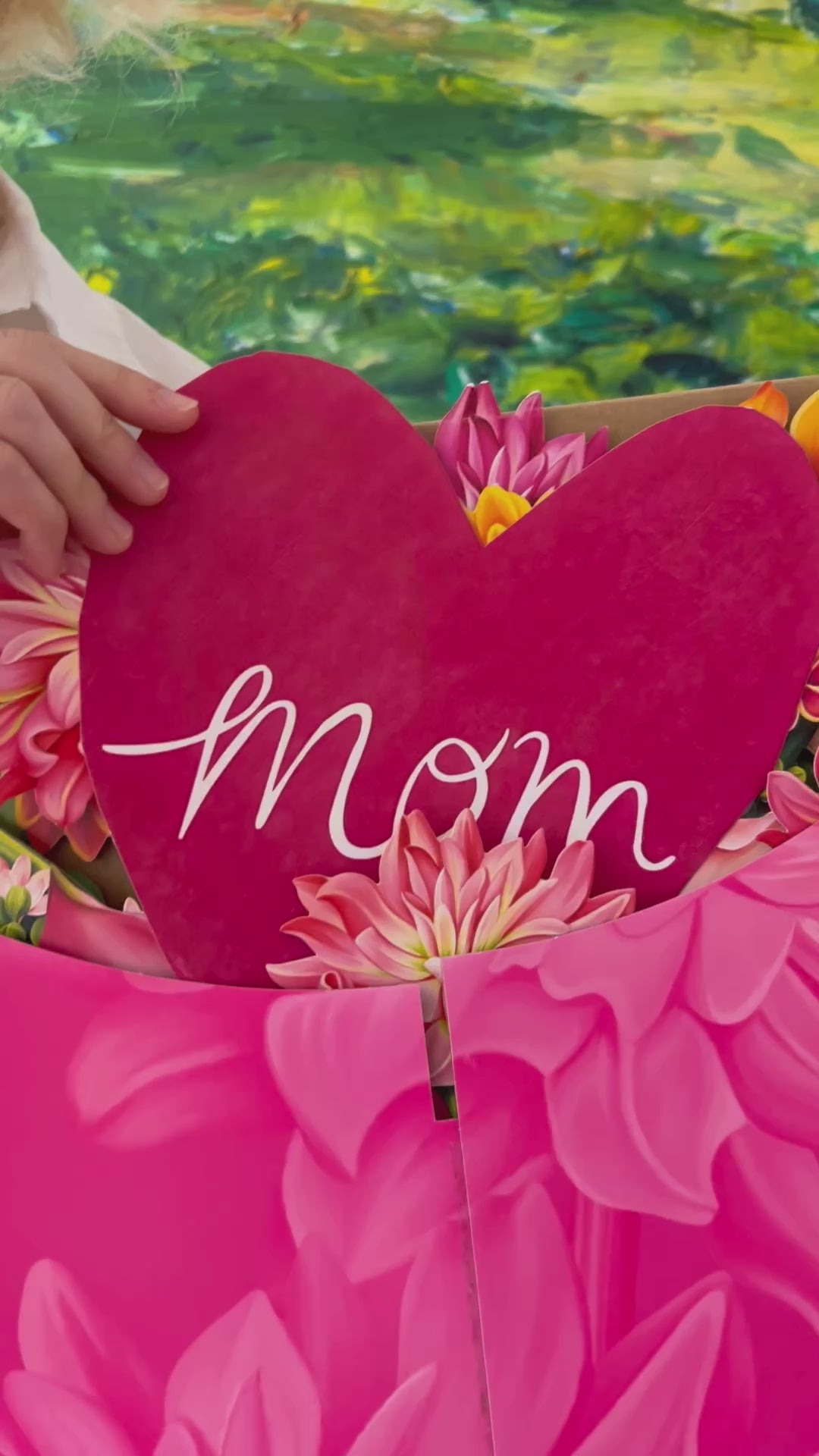 Grande Dahlia Mom Heart - FreshCut Paper