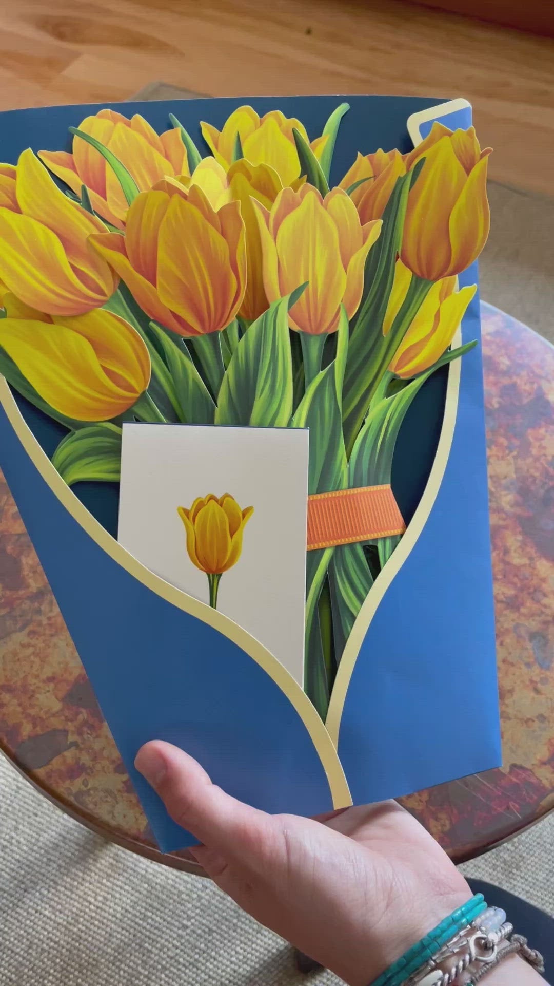 Watch our FreshCut Paper Yellow Tulips unfold as our paper flowers to come to life. More than a greeting card, our flowers are always FreshCut Paper that never wilt, fade or require water. 